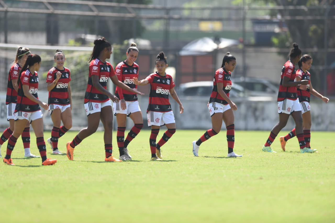 MENINAS DA GÁVEA ESTREIAM DANDO SHOW EM GOLEADA PELO CAMPEONATO CARIOCA